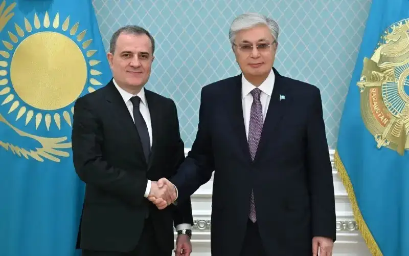 Давлат раҳбари Озарбайжон Ташқи ишлар вазирини қабул қилди