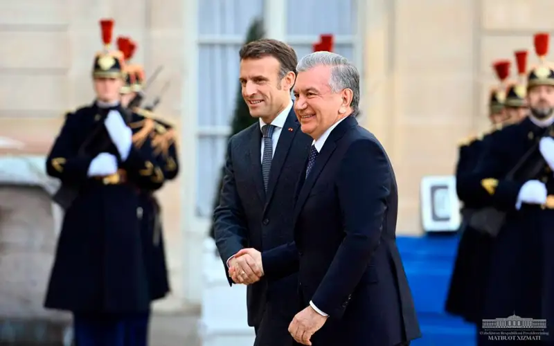 визит президента Узбекистана Шавката Мирзиеева в Париж