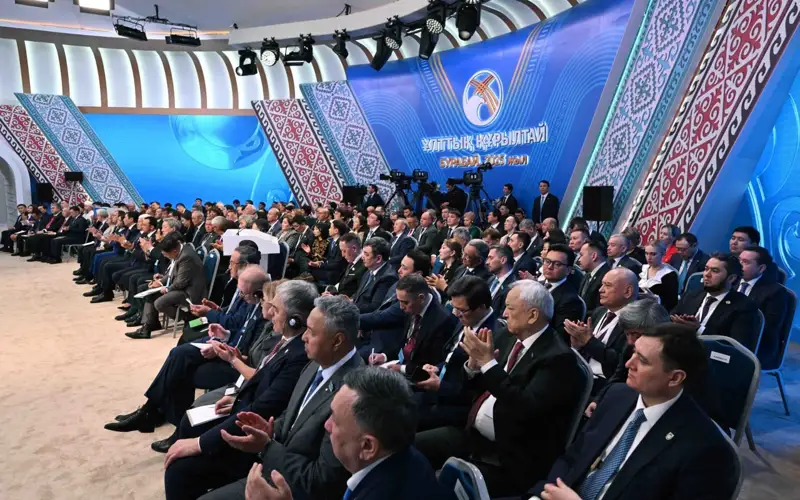 Memleket basshysy eldi mekenge tarıhı tulǵalardyń atyn berý týraly: Osymen toqtaıyq
