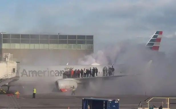 Произошло возгорание самолета в аэропорту Денвера