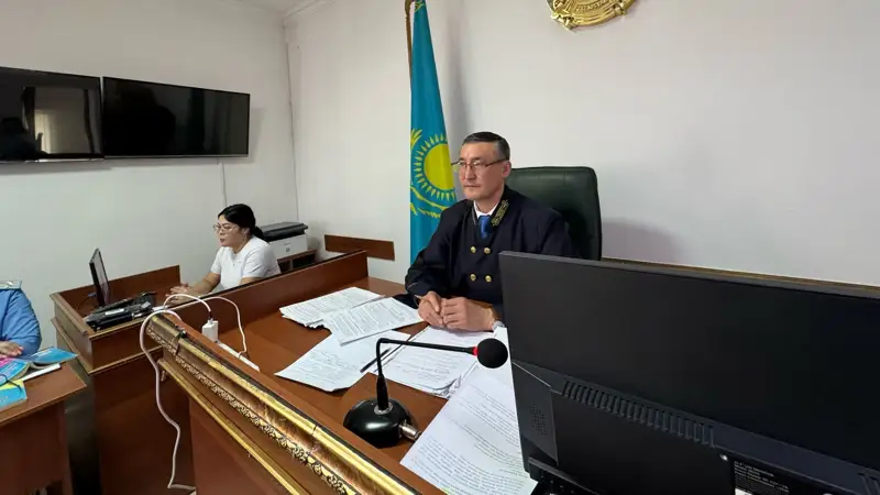 Aqtóbede jappaı tóbeleske qatysqan 10 aıyptalýshynyń isi sotta qaralyp jatyr