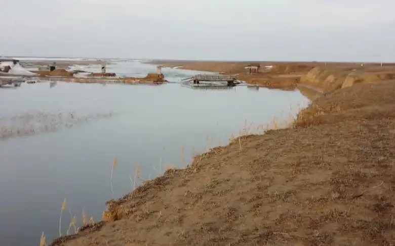 Мост смыло потоком в ЗКО