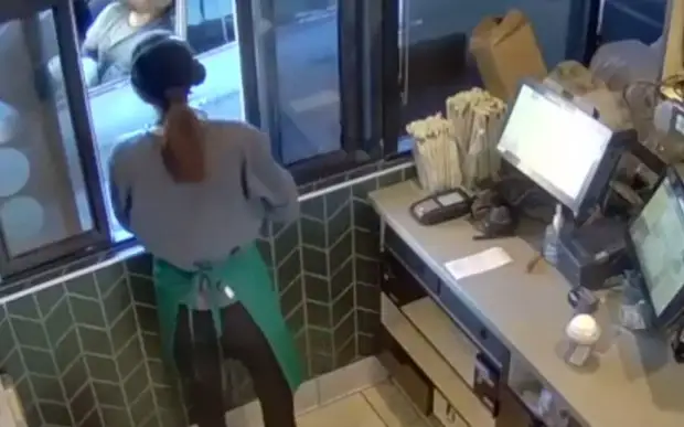 Житель Лос-Анджелеса получил $50 млн по решению суда от Starbucks