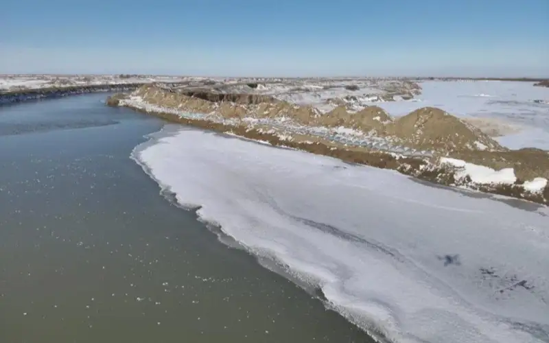 Угрозы подтопления населенных пунктов нет: таяние снега вызвало 10 переливов через автодороги