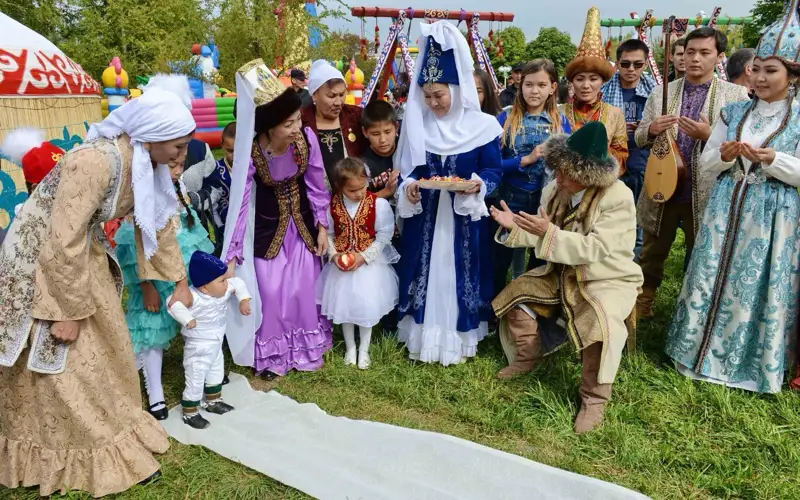 разрезание пут, традиции