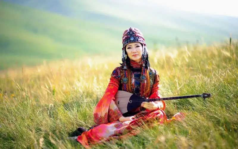 Айгүл Үлкенбаева