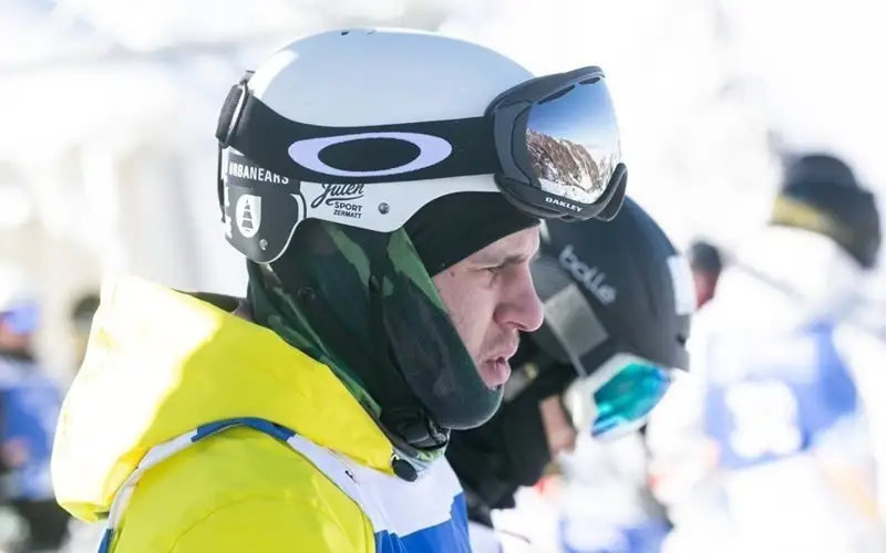 Kazakh moguls skier Pavel Kolmakov successfully qualifies for World Championships in Switzerland