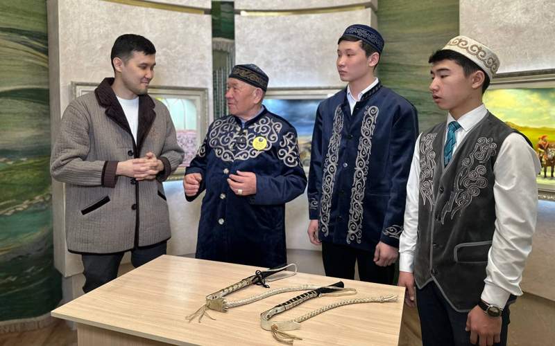 Павлодарда қамшы өру өнері жаңғырды Павлодарда қамшы өру өнері жаңғырды