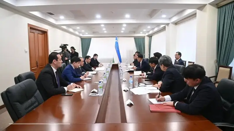 Жанубий Корея ўзбекистонликларга ишчи визаларини содда тартибда беришни синаб кўради