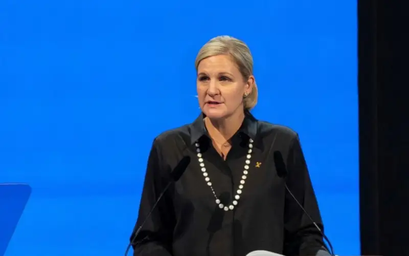 Кирсти Ковентри