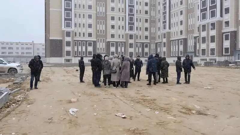 На запах дыма пожаловались жители Актау