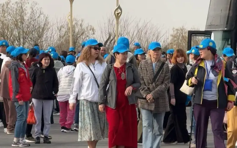 Túrkistanǵa «Jibek joly» halyqaralyq poıyz baǵytymen 300 týrıst keldi 