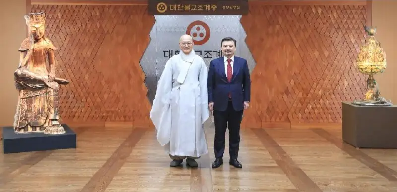 Ońtústik Koreıa Álemdik jáne dástúrli dinder lıderleriniń VIII Sezine qatysady