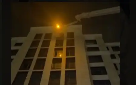 Около 60 человек эвакуировали  при пожаре в Астане