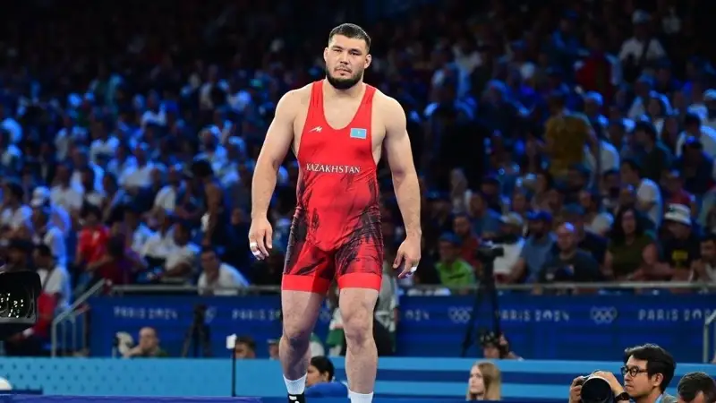 ЧА по греко-римской борьбе: Алимхан Сыздыков стал серебряным призером