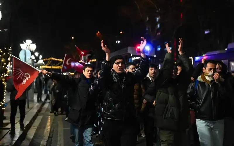 Анкарада 1 сәуірге дейін жаппай митингі өткізуге тыйым салынды