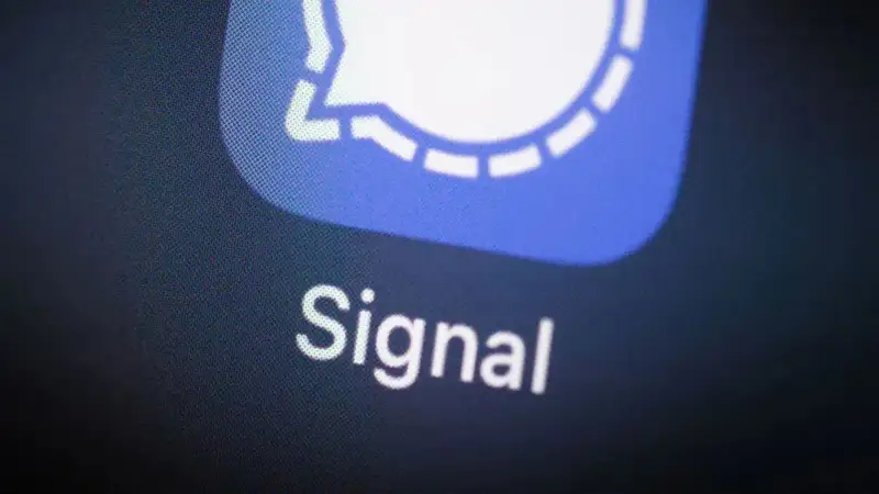 Tramp Signal qosymshasyndaǵy aqparattyń tarap ketý mánin azaıtty