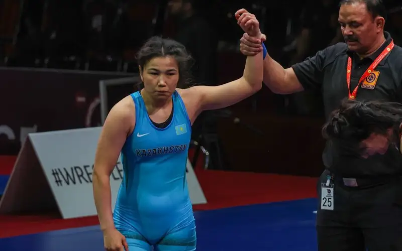 3 Kazakh wrestlers to fight for bronze at Asian Women's Wrestling Championships