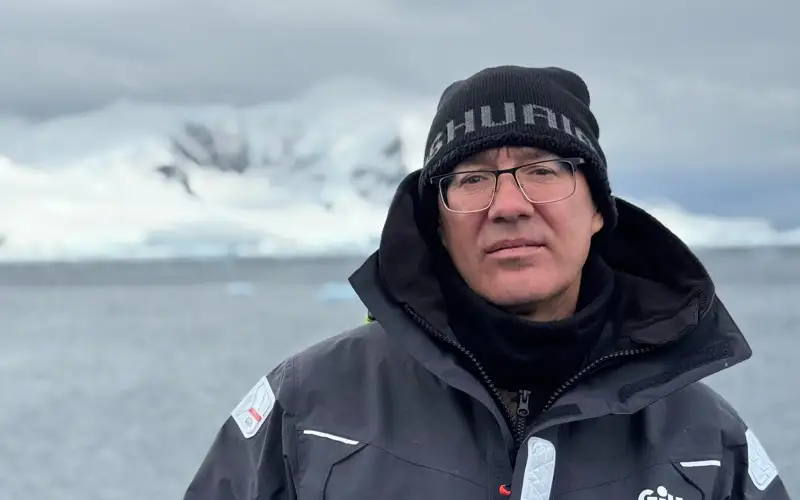 Житель города Актау совершил путешествие в Антарктиду