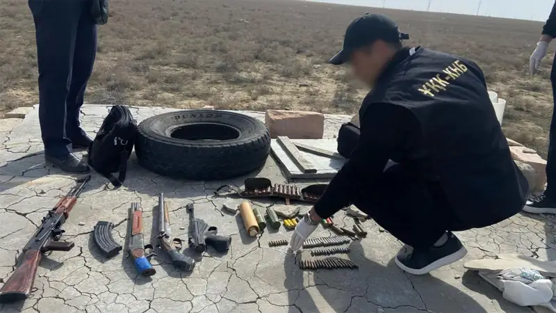  12 автомат, 41 тапанша, 75 мылтық, 36 граната табылды — ҰҚК