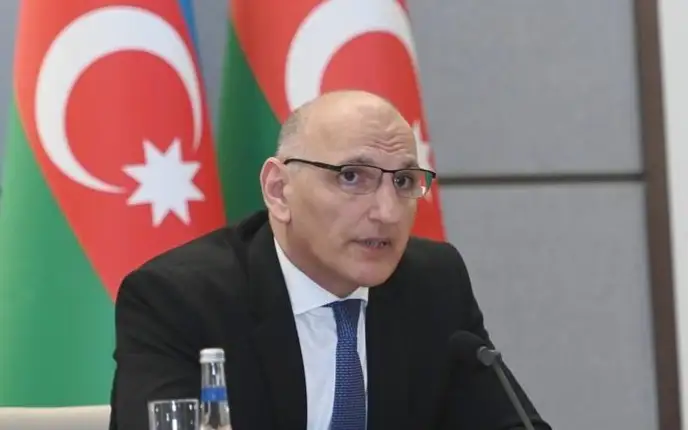 Эльчин Амирбеков