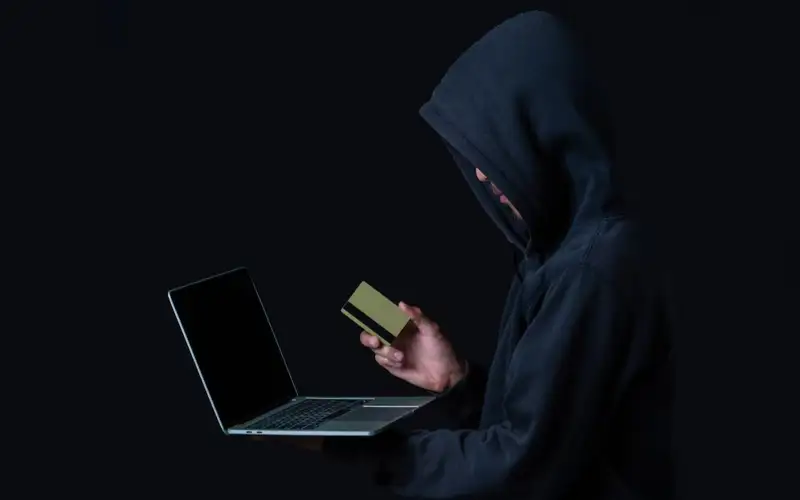 «Электр есептегішін тегін ауыстырып береміз»: Өскеменде алаяқтар жаңа әдіске көшті