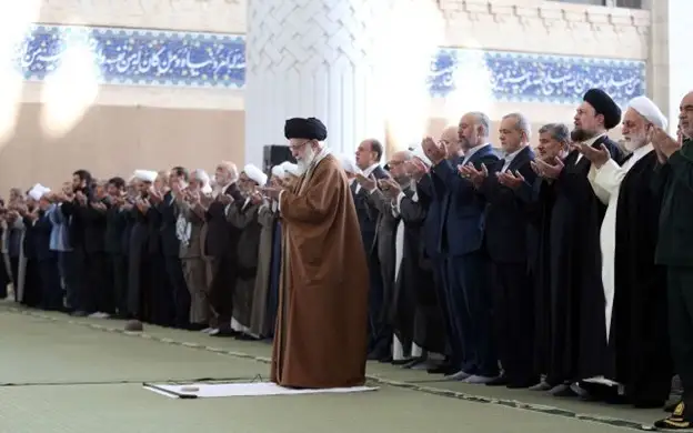 Верховный лидер Ирана Хаменеи отвергает угрозы Трампа по ядерной сделке