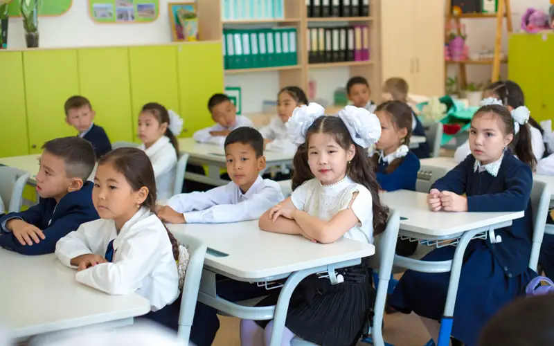 Мектеп, оқушылар, білім / Школа, дети, образование