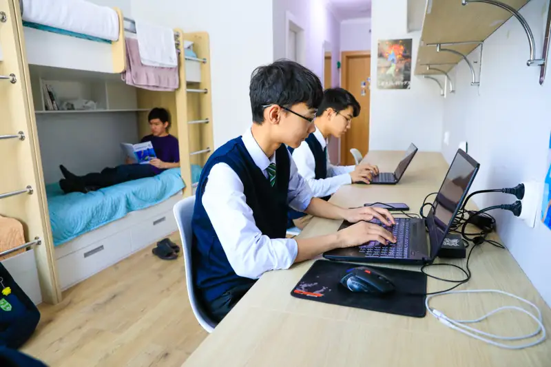 Школа , образование / мектеп , білім 