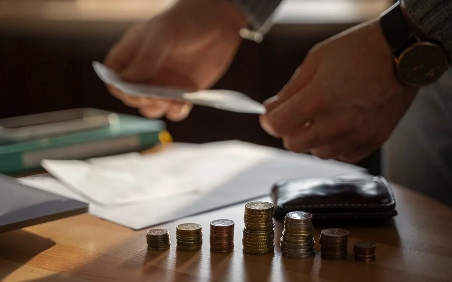 Шұлықтағы секс БДСМ Эмилия Кларк - шлюха