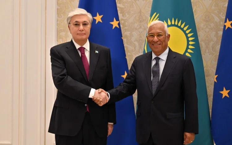 Президент Казахстана провел встречу с главой Европейского Совета Антониу Коштой