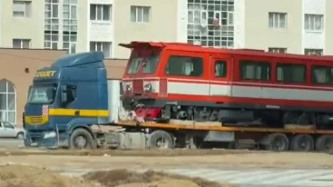 Интересные «вагоны» заметили казахстанцы на LRT в Астане