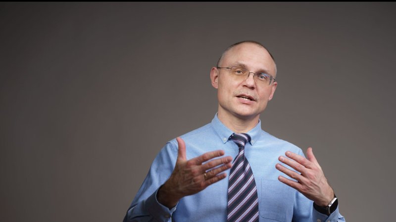 Эдуард Эдоков