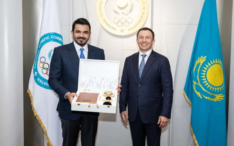 Gennadıı Golovkın Qatar UOK basshysymen kezdesý ótkizdi