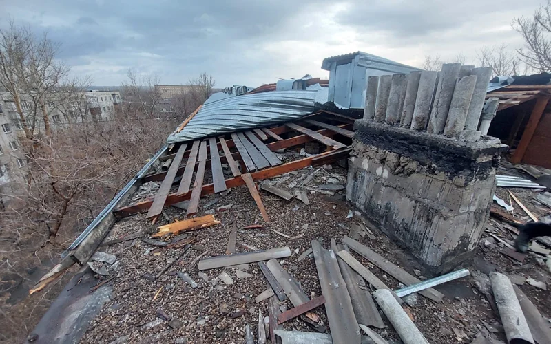 Около двух тысяч абонентов остались без света из-за шквального ветра в Карагандинской области