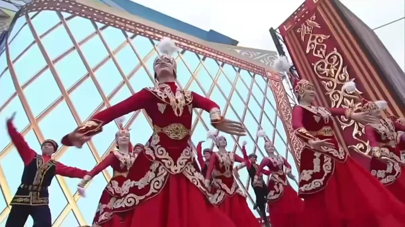 Телеканал Jibek Joly покажет шоу-концерт в Актау в прямом эфире