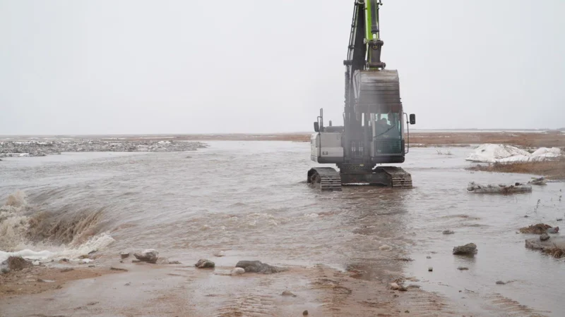 Как борются с приходом большой воды в Буландынском районе