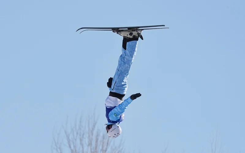 Kazakhstan’s Raiymkulov pockets two medals at Raiffeisen FIS Freestyle Ski Europa Cup