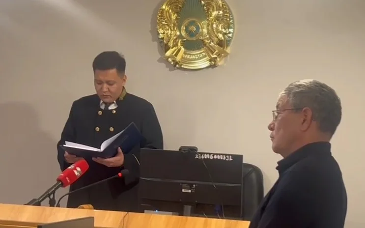 Суд об инциденте в аэропорту Алматы: дело вернули прокурору