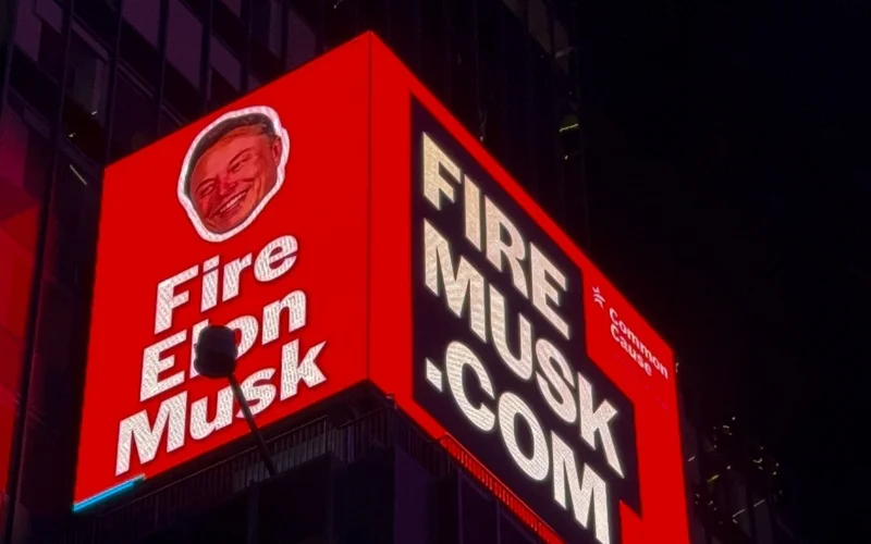 Демократы начинают кампанию по отстранению Маска от власти