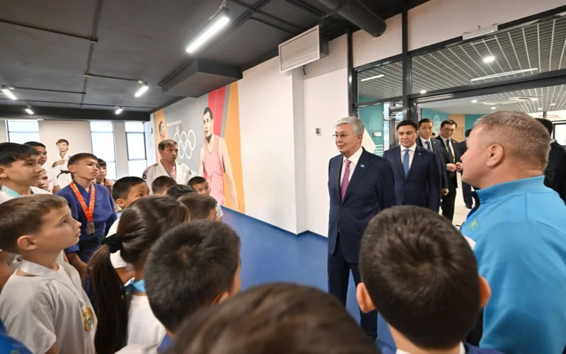 Касым-Жомарт Токаев посетил шымкентский Дворец школьников №2
