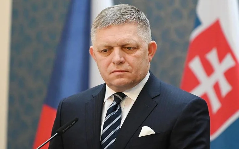 Роберт Фицо