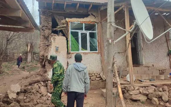 Землетрясение в Таджикистане: разрушено 94 дома, погиб ребенок
