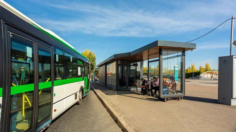 Автобусная остановка, Астана, Автобус аялдамасы