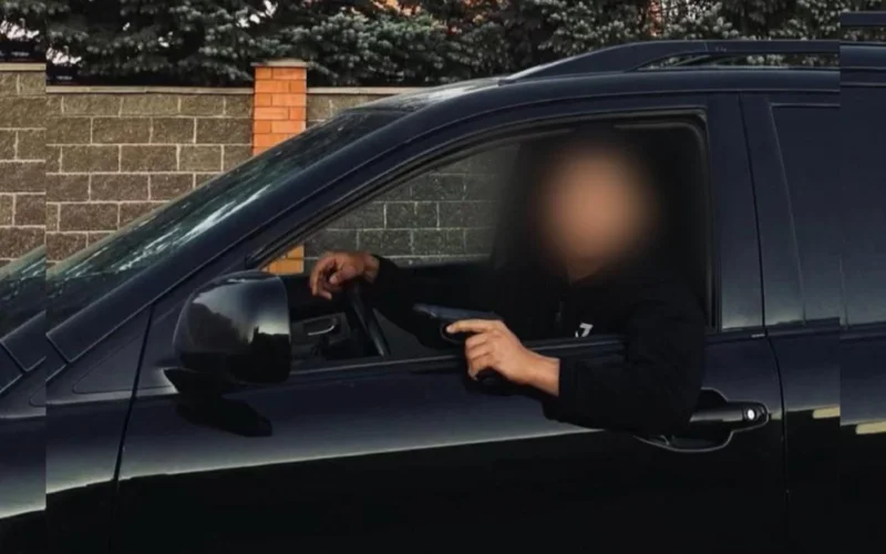 Aqtóbede qarý kezenip fotoǵa túsken jasóspirimder esepke alyndy