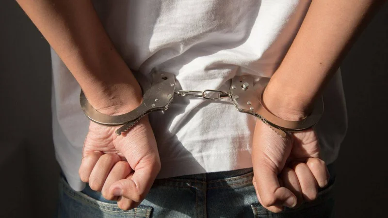 арест наручники осудили суд МВД преступник