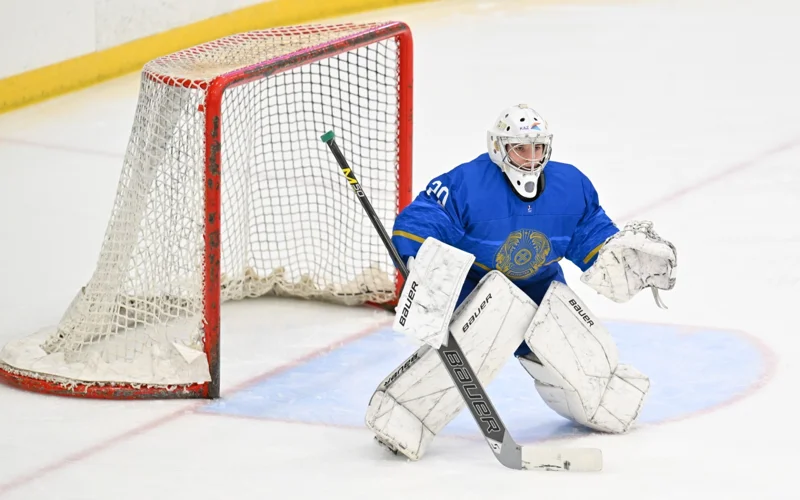 ЧМ по хоккею среди женщин: Казахстан в последнем матче разгромил Словению