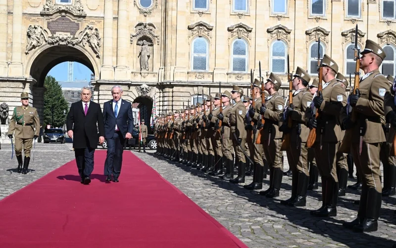 МУС требует от Венгрии объяснений за отказ исполнить ордер на арест Нетаньяху