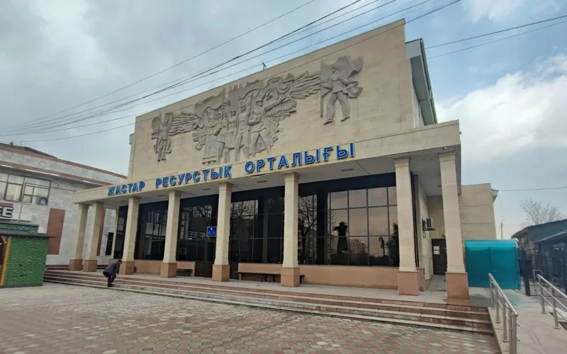 Лайк под давлением: в МРЦ Шымкента выявили принуждение к активности в соцсетях