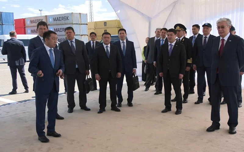 Глава государства поручил ускорить строительство аэропорта в курортной зоне Кендерли